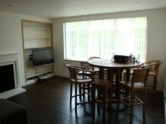 			STUNNING PROPERTY, 3 Bedroom, 1 bath, 1 reception Flat			 Willesden Lane, WILLESDEN GREEN